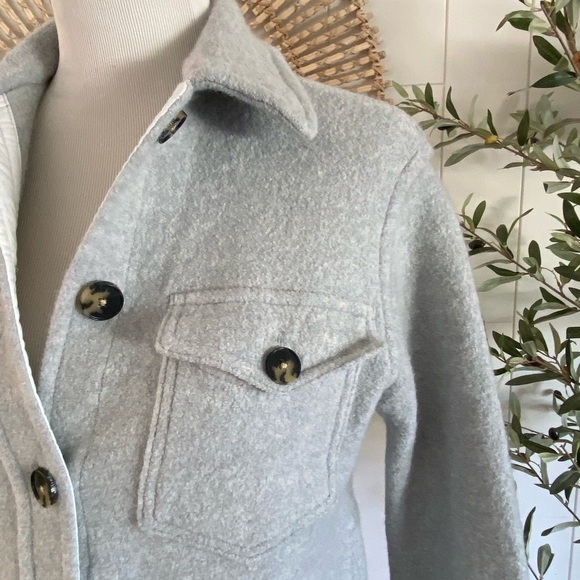 Wilfred Free Aritzia The Ganna Shirt Jacket light grey Size XS - Picture 7 of 10